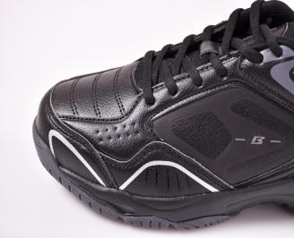 Юношески  маратонки  черни