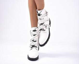 Дамски ежедневни  боти   бели