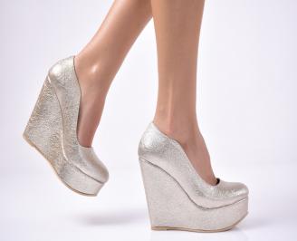 Дамски  обувки на платформа златисти EOBUVKIBG