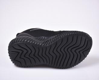 Мъжки маратонки текстил черни.