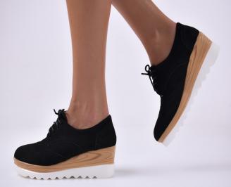 Дамски обувки на платформа черни