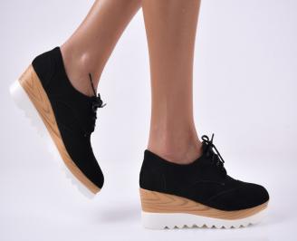 Дамски обувки на платформа черни