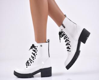 Дамски ежедневни боти бели