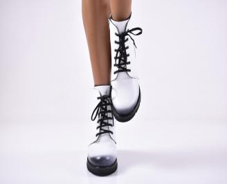 Дамски ежедневни боти естествена кожа бели