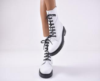 Дамски ежедневни  боти  естествена кожа бели