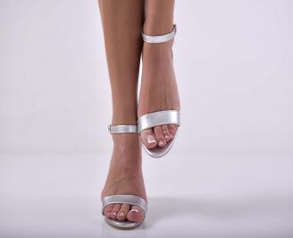 Дамски елегантни сандали  сребристи EOBUVKIBG