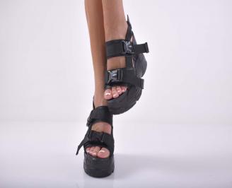 Дамски сандали на платформа черни EOBUVKIBG