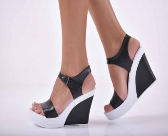 Дамски сандали на платформа  черни EOBUVKIBG