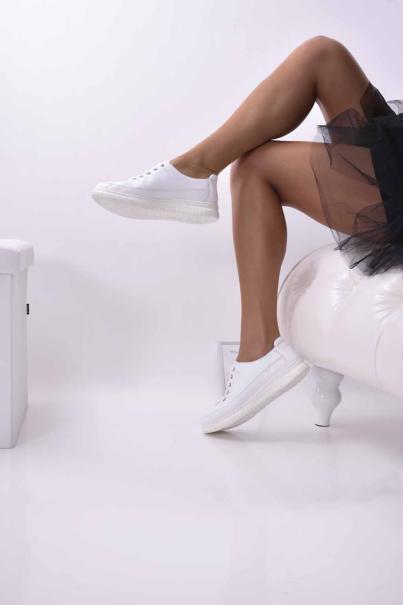 Дамски равни обувки естествена кожа бели EOBUVKIBG