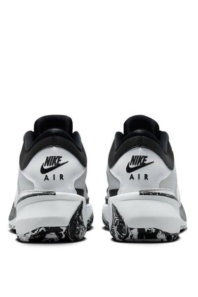 NIKE Zoom Freak 5 Basketball Shoes White/Black