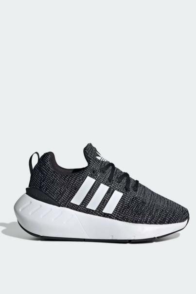 ADIDAS Sportswear Swift Run 22 Shoes Black/White