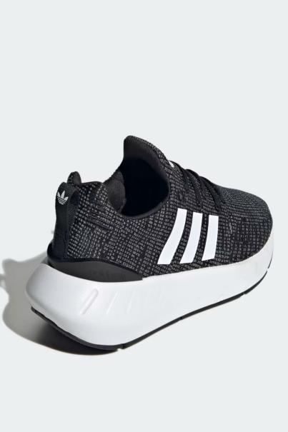 ADIDAS Sportswear Swift Run 22 Shoes Black/White