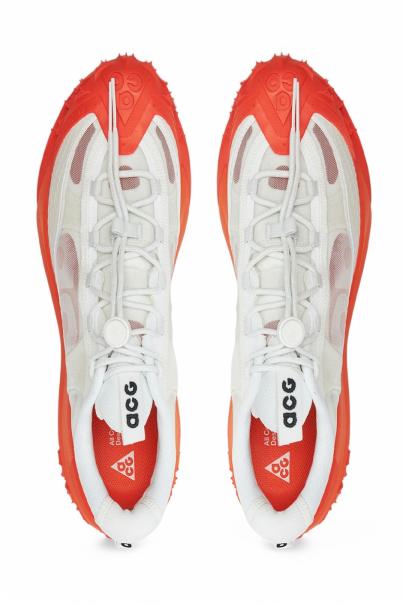 NIKE Acg Mountain Fly 2 Low Shoes White