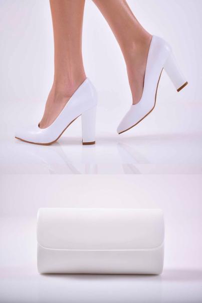 Комплект чанта и обувка бели EOBUVKIBG