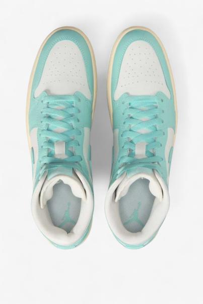 NIKE Air Jordan 1 Mid Shoes White/Blue