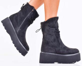 Дамски боти на платформа черни EOBUVKIBG