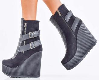 Дамски боти на платформа черни EOBUVKIBG