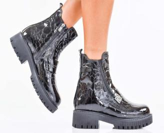 Дамски боти естествен лак черни EOBUVKIBG