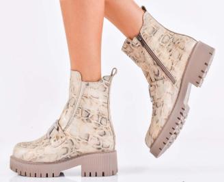 Дамски боти естествен лак бежови EOBUVKIBG