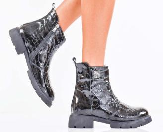 Дамски боти естествен лак черни EOBUVKIBG