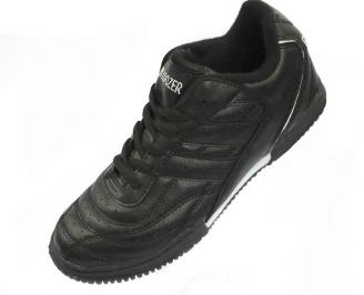 Маратонки за зала черни