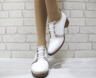 Дамски ежедневни обувки естествена кожа бели