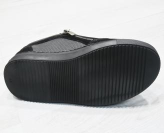 Мъжки спортни обувки  черни