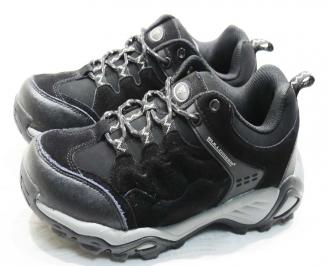 Юношески  маратонки  черни