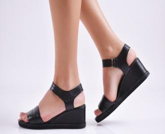 Дамски сандали на платформа естествена кожа черни